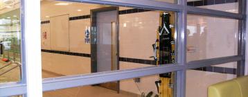 英國健康中心的游泳池溫濕度控制靠轉輪除濕干燥機設備來節(jié)能